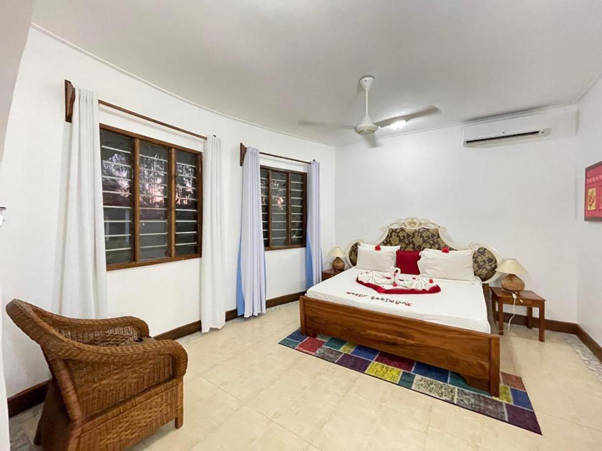 Hotel Five Palms Bwejuu Esterno foto