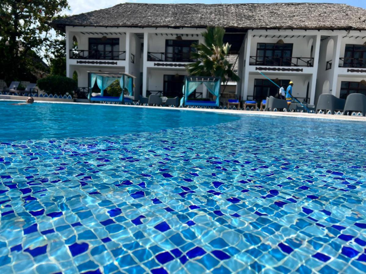 Hotel Five Palms Bwejuu Esterno foto
